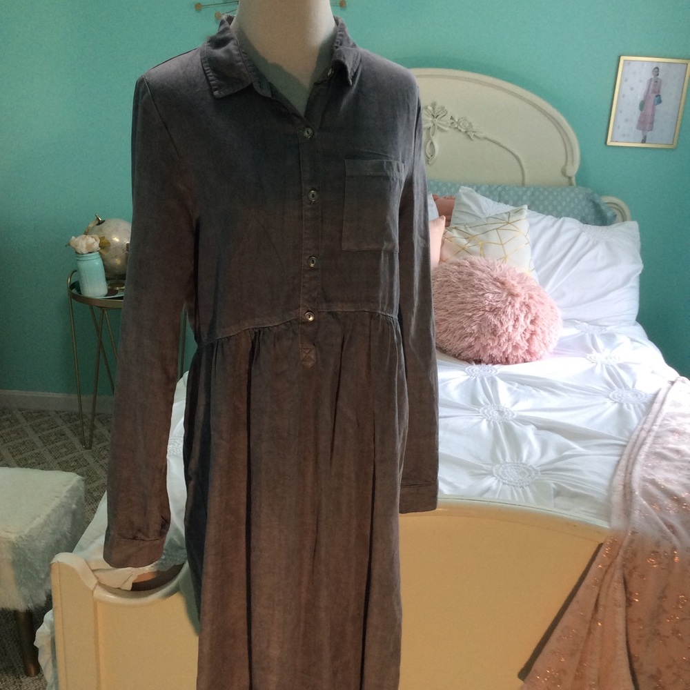 Gray dress